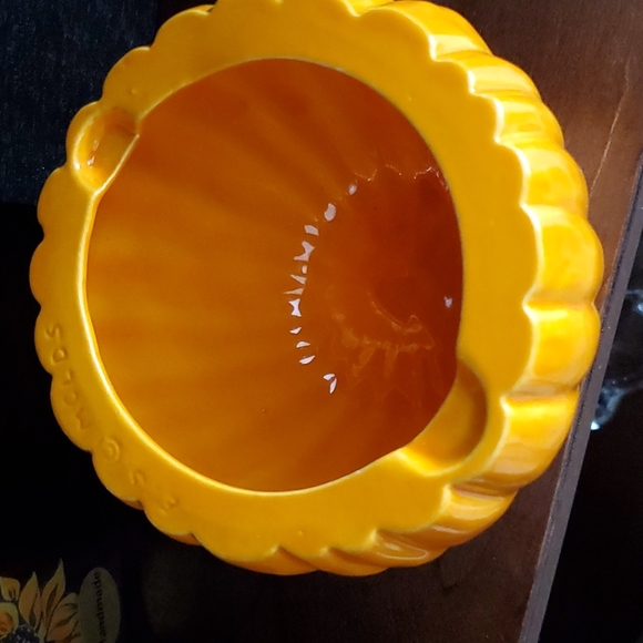 Ceramic Pumpkin 🎃 - Picture 2 of 6